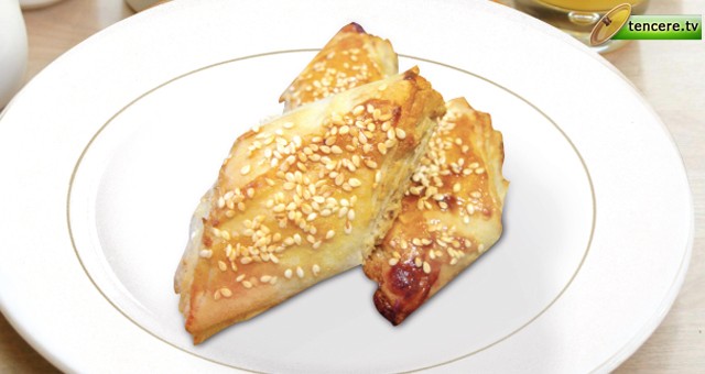 Tahinli Börek