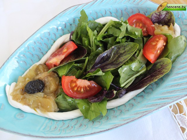 Peynirli Patlıcanlı Ekşimen Salatası